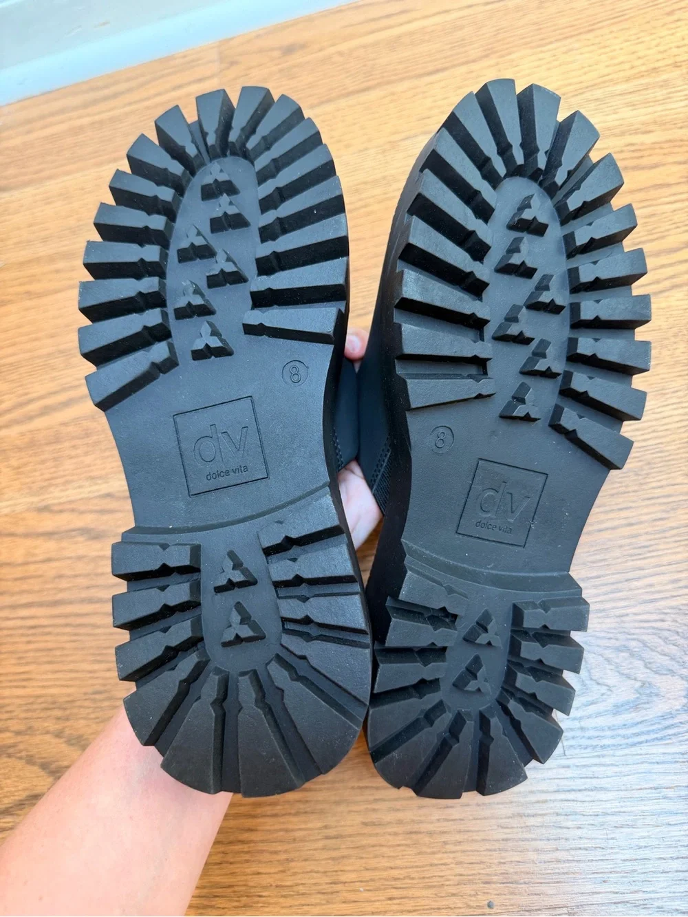 dv by Dolce Vita Black Platform Slide Sandals size 8